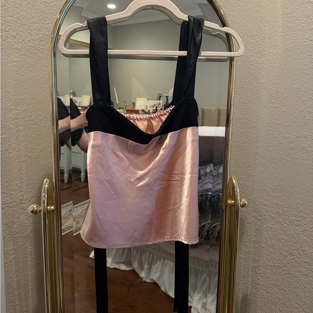 Enduring Kairos Chic Black and Pink Women's Top